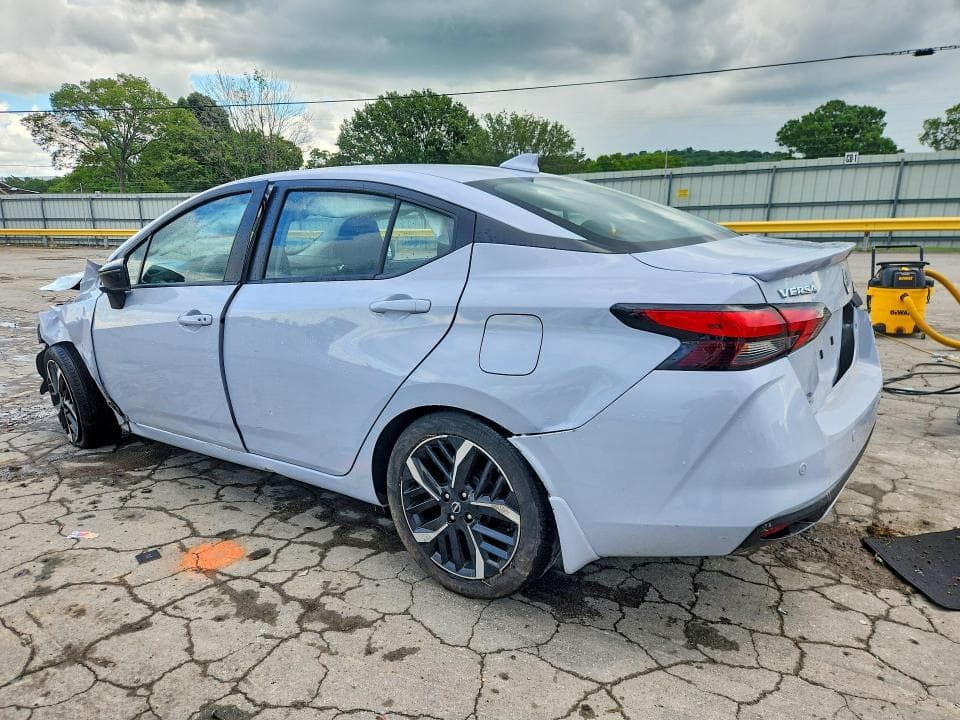 2025 NISSAN VERSA SR 2