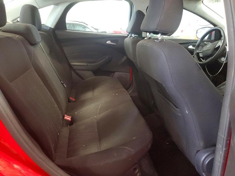 2017 FORD FOCUS SE 10