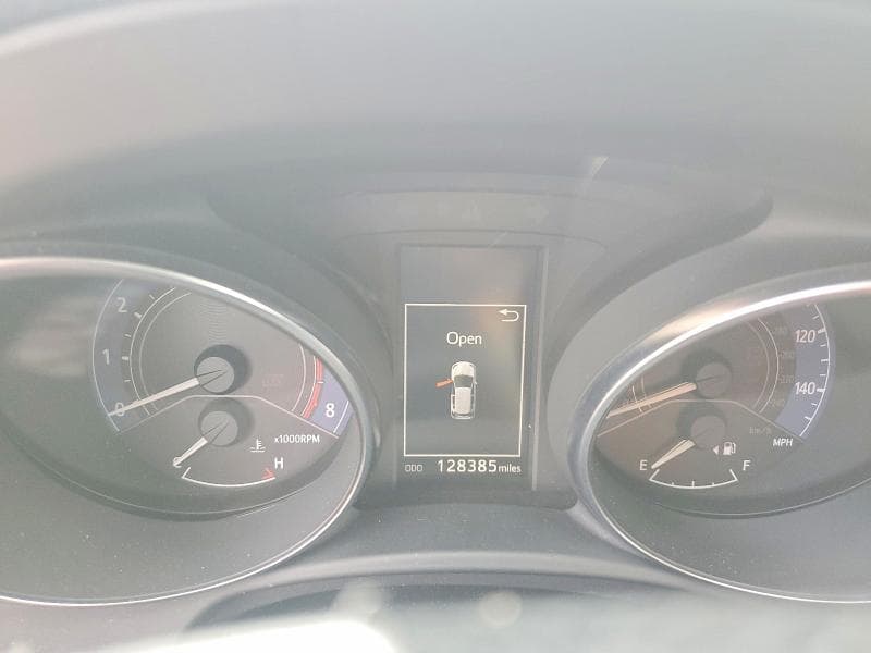 2017 TOYOTA COROLLA IM BASE 9