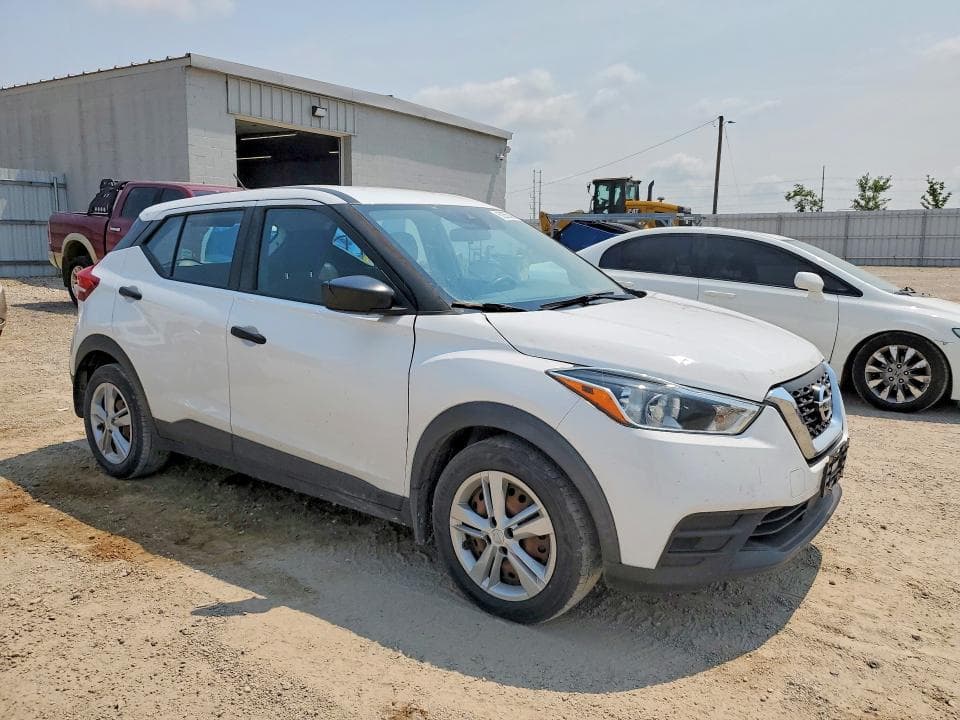2020 NISSAN KICKS S 4