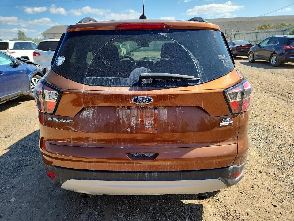 2017 FORD ESCAPE SE 6