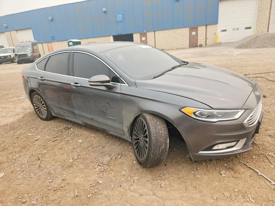 2017 FORD FUSION SE 4