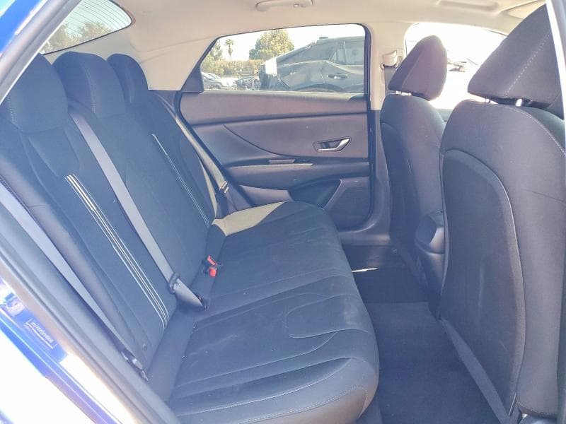 2021 HYUNDAI ELANTRA SEL 10