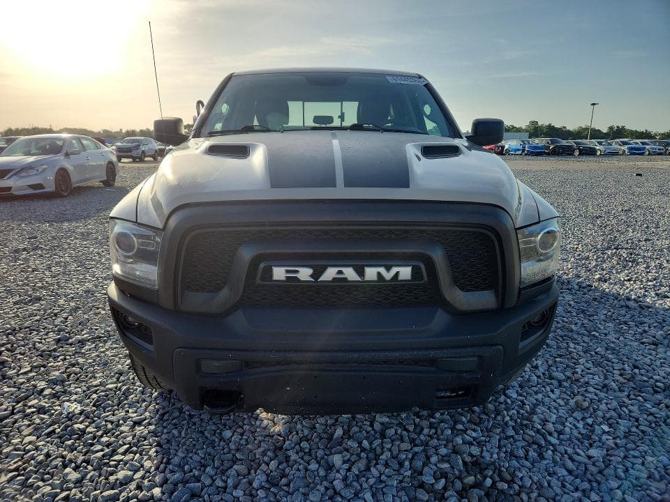 2019 RAM 1500 CLASSIC SLT 5