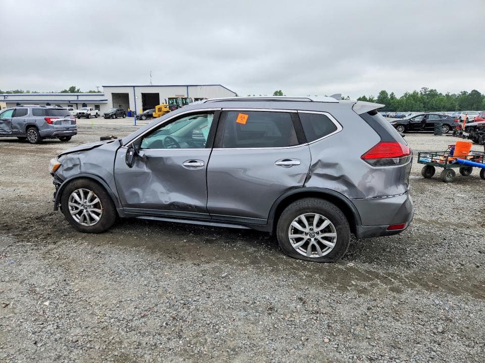 2017 NISSAN ROGUE SV 2
