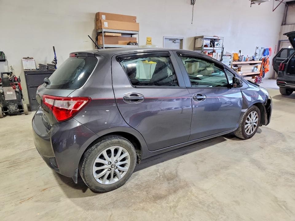 2018 TOYOTA YARIS 5-DOOR LE 3