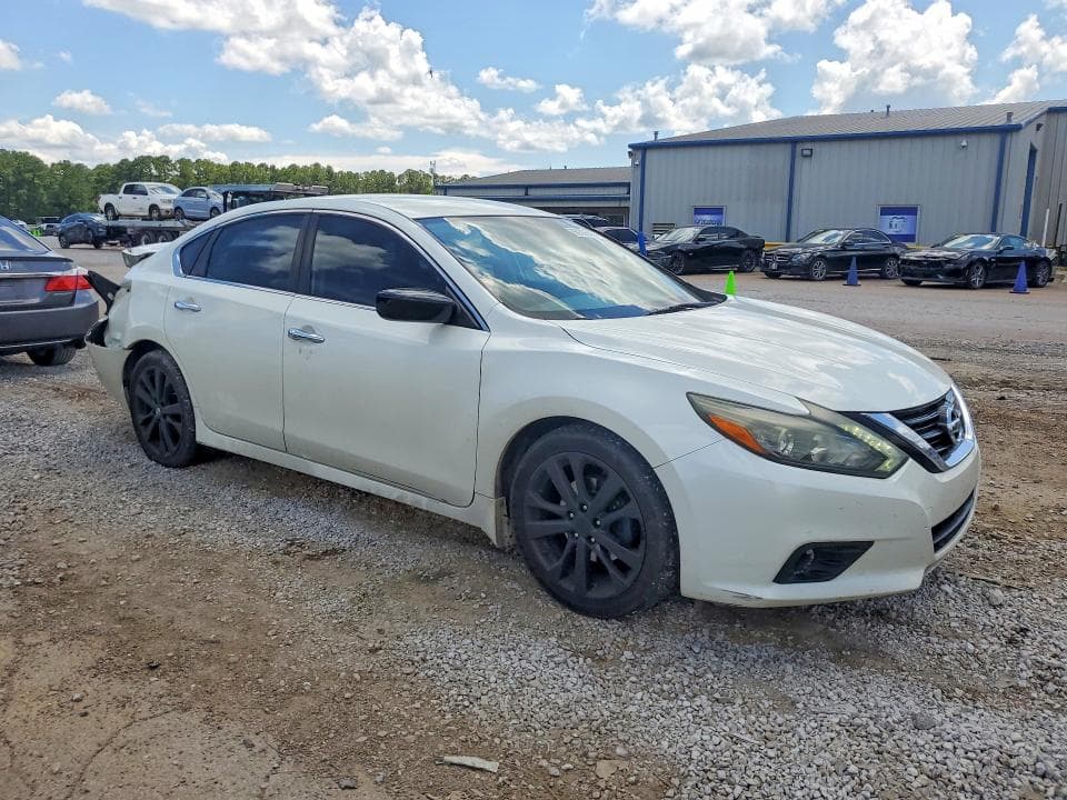 2017 NISSAN ALTIMA 2.5 SR 4