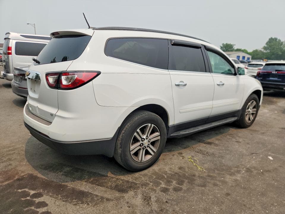 2017 CHEVROLET TRAVERSE LT 3