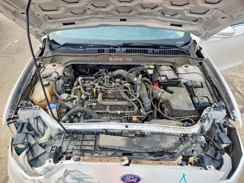 2018 FORD FUSION SE 11