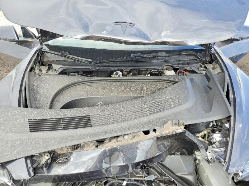 2026 TESLA MODEL 3 11