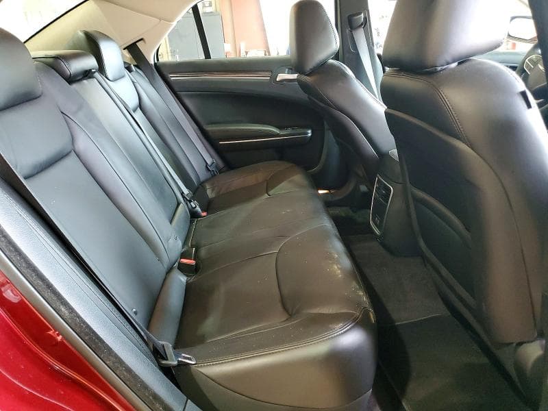 2017 CHRYSLER 300 LIMITED 10