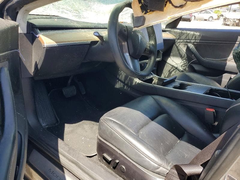 2019 TESLA MODEL 3 8