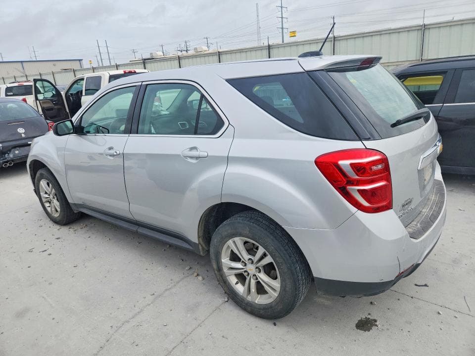 2017 CHEVROLET EQUINOX LS 2