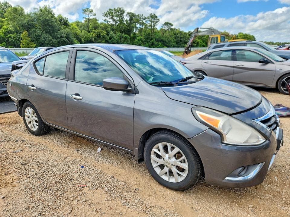 2017 NISSAN VERSA 1.6 S 4