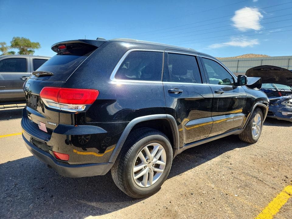 2017 JEEP GRAND CHEROKEE LAREDO 3