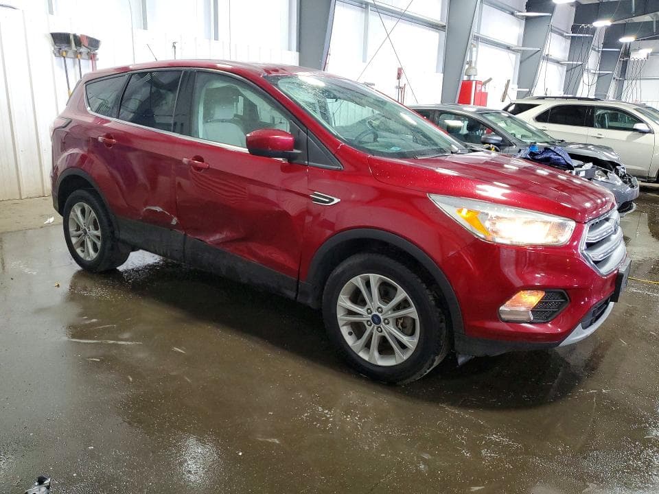 2017 FORD ESCAPE SE 4