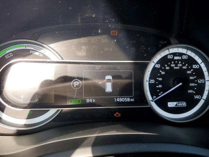 2019 KIA NIRO LX 9