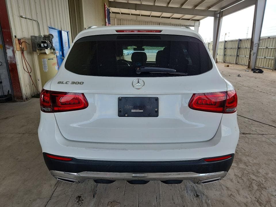 2020 MERCEDES-BENZ GLC 300 6