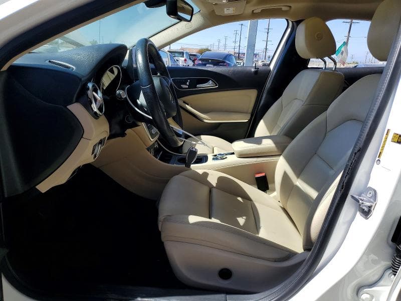 2020 MERCEDES-BENZ GLA 250 7