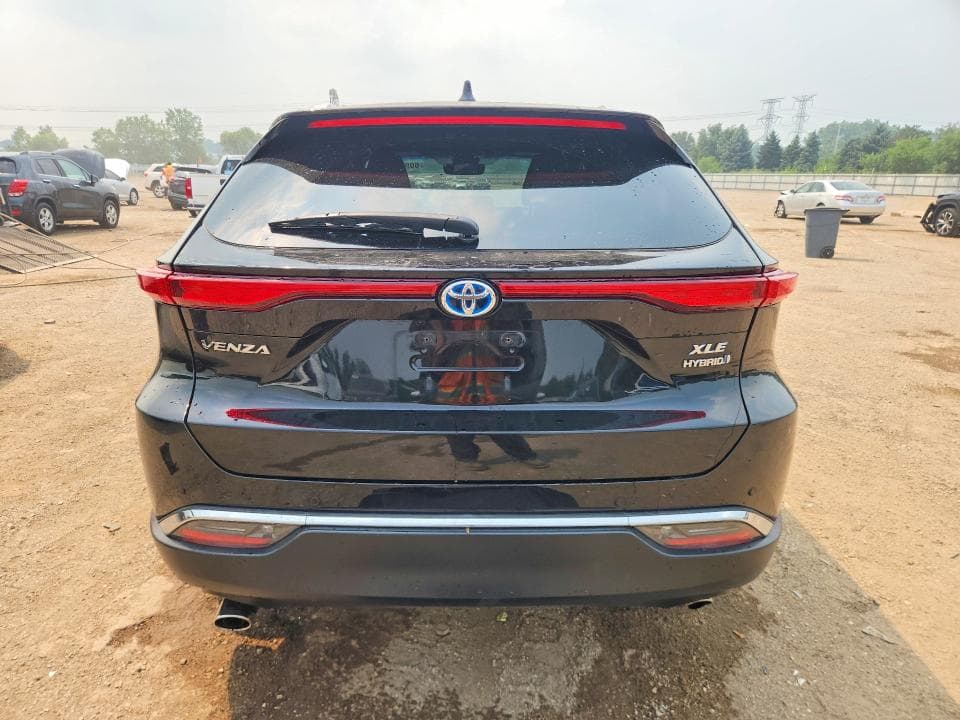 2021 TOYOTA VENZA XLE 6