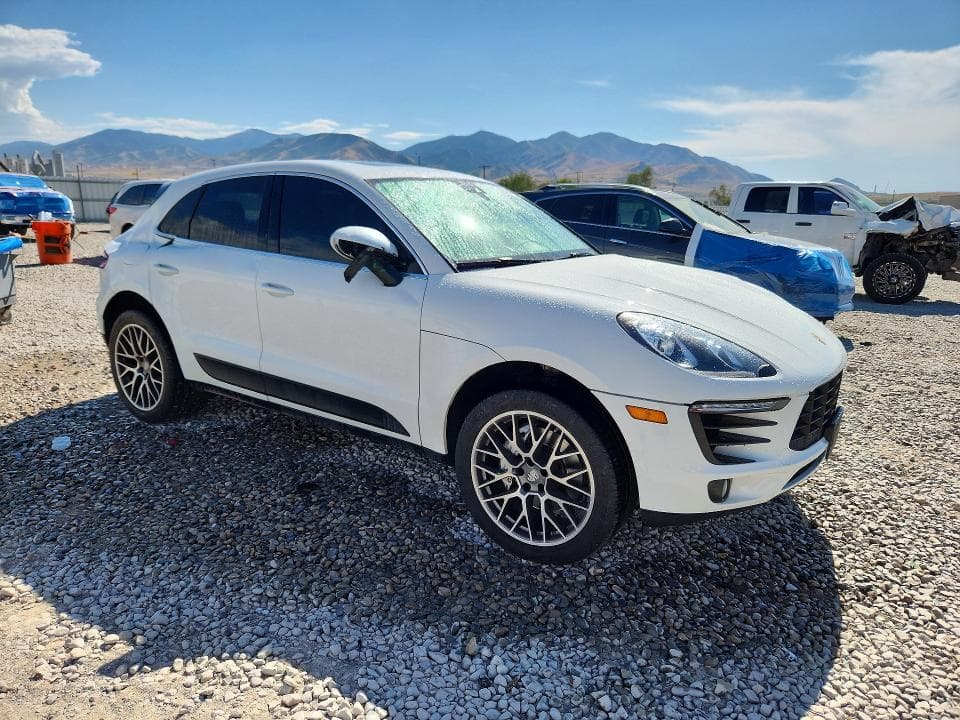 2018 PORSCHE MACAN S 4