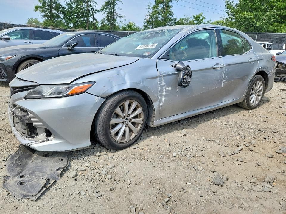 2020 TOYOTA CAMRY LE - 1
