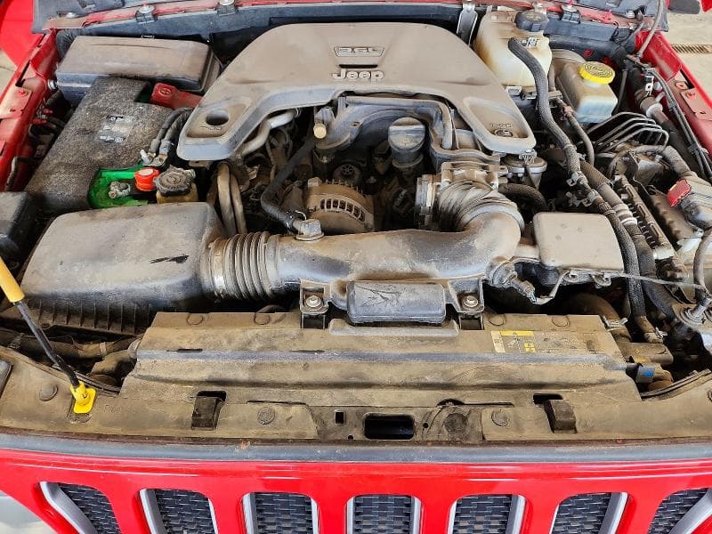 2018 JEEP WRANGLER UNLIMITED SAHARA 11