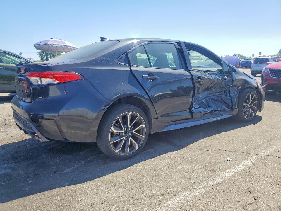 2021 TOYOTA COROLLA SE 3