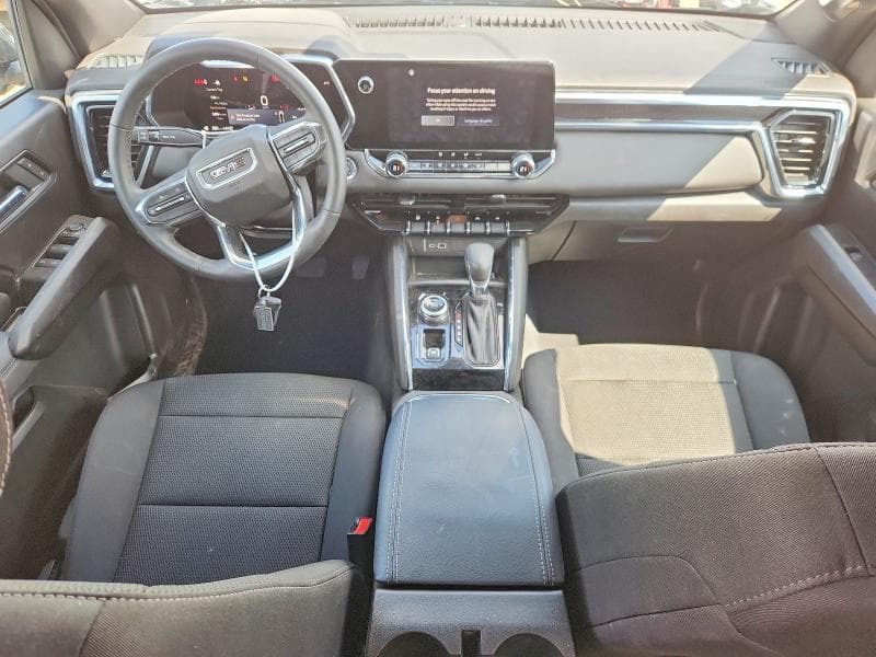 2025 GMC CANYON ELEVATION 8