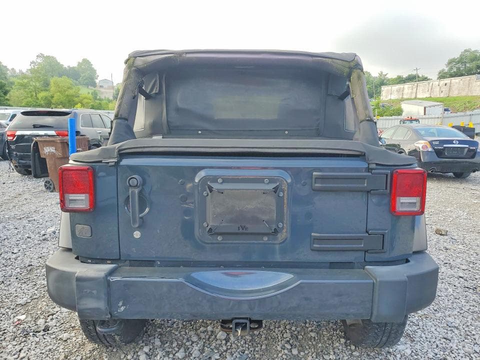 2017 JEEP WRANGLER UNLIMITED SAHARA 6