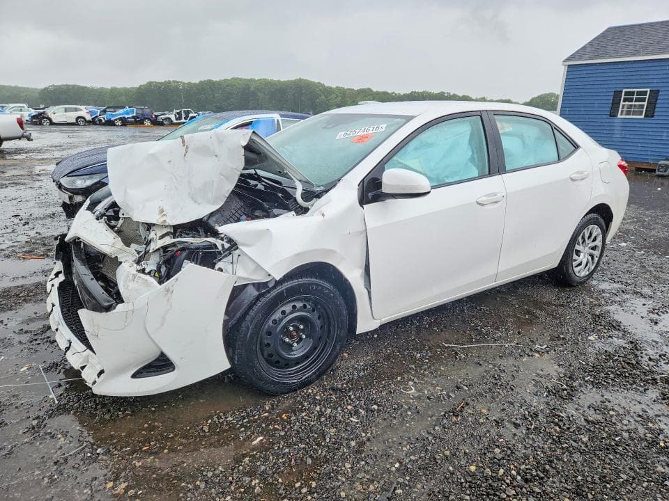 2017 TOYOTA COROLLA LE - 1