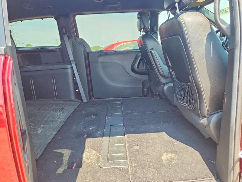 2017 DODGE GRAND CARAVAN GT 11