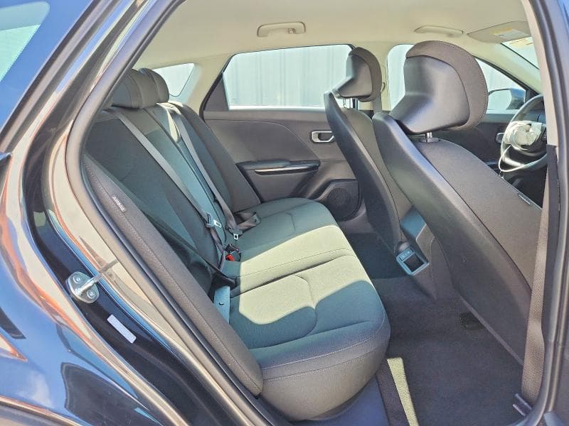 2026 KIA K4 LXS 10