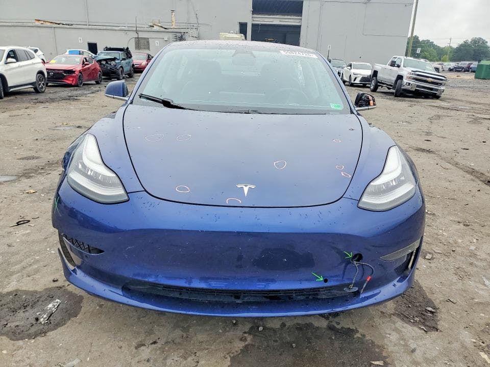 2018 TESLA MODEL 3 5