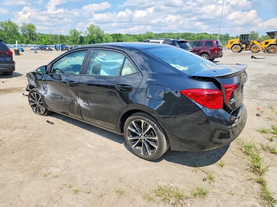 2019 TOYOTA COROLLA SE 2