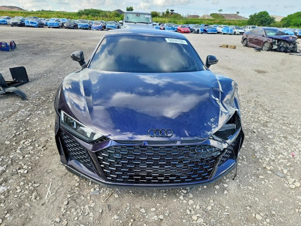 2022 AUDI R8 5
