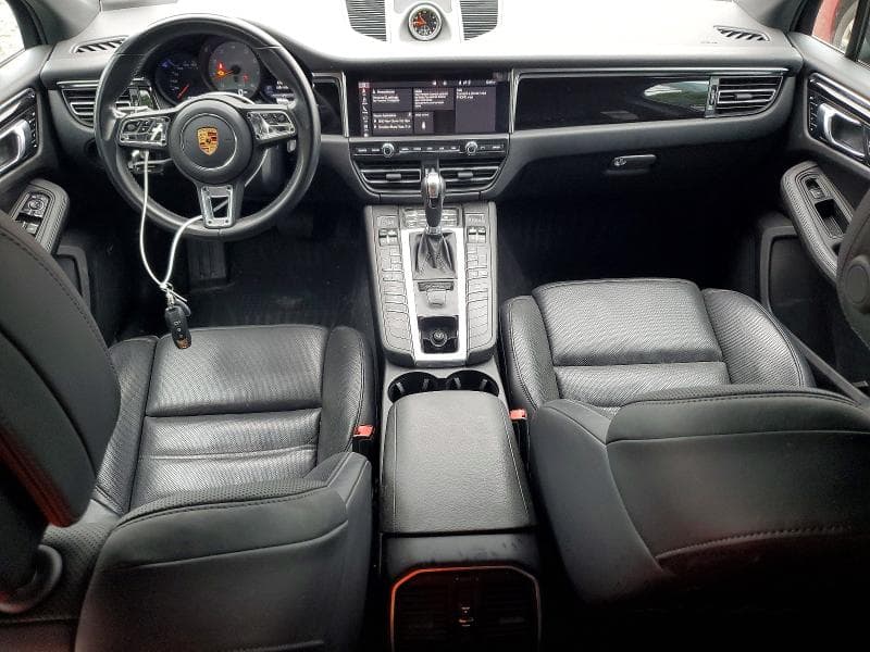 2021 PORSCHE MACAN S 8