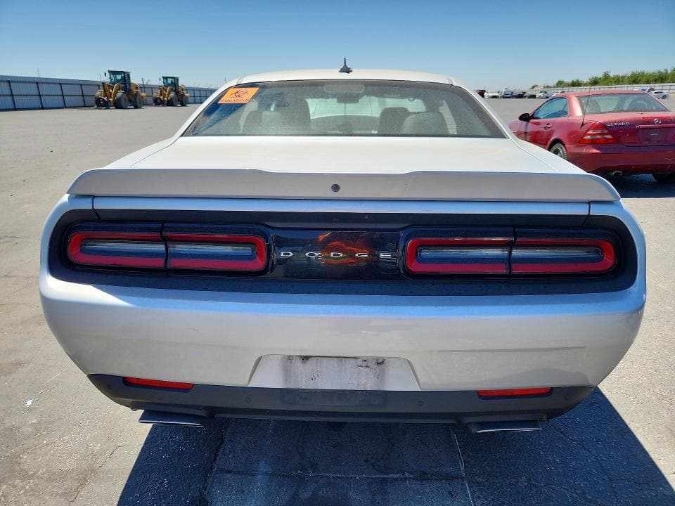 2022 DODGE CHALLENGER R/T 6