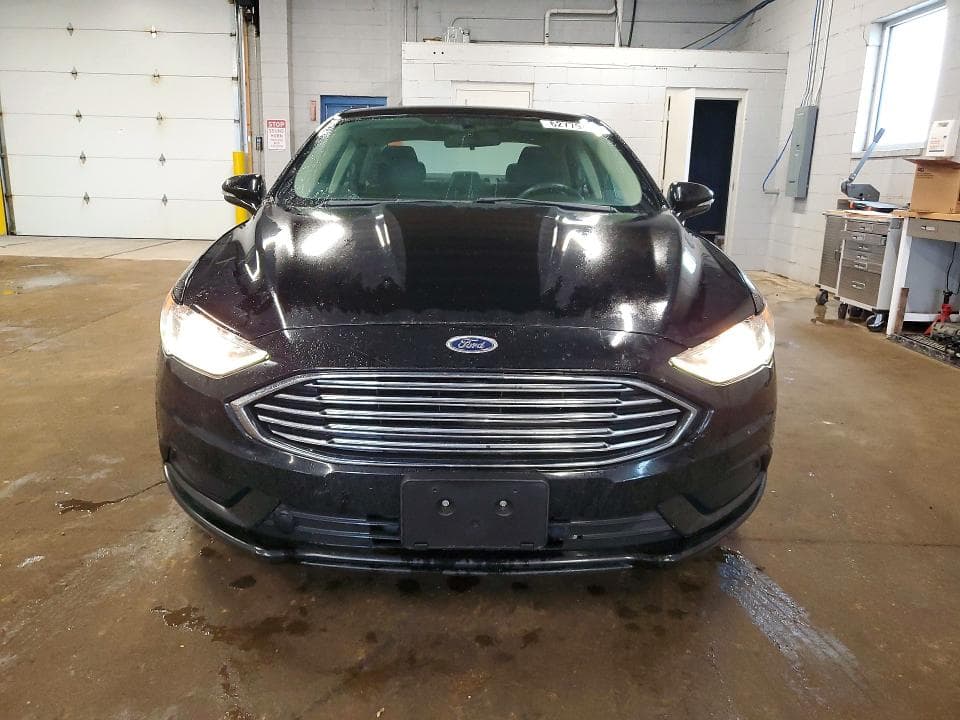 2017 FORD FUSION SE 5