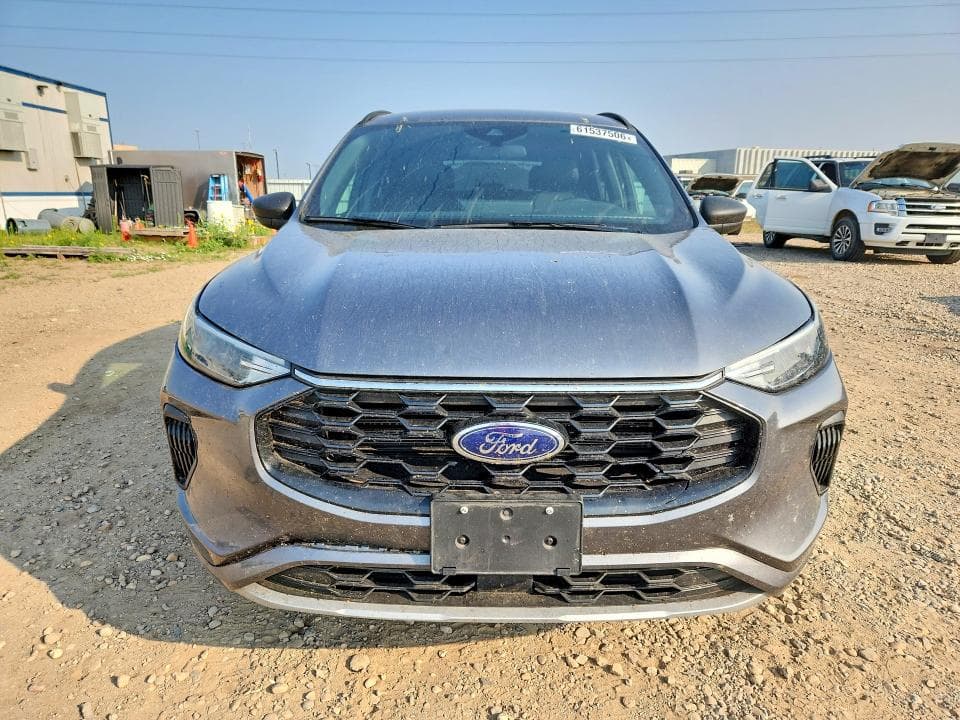2024 FORD ESCAPE ST LINE 5