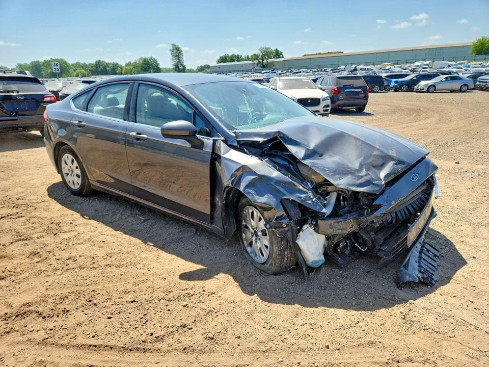 2019 FORD FUSION S 4
