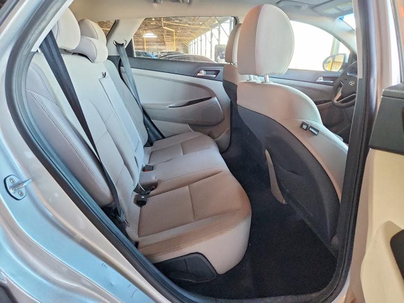 2019 HYUNDAI TUCSON SE 11