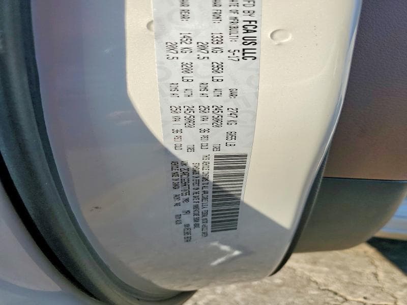 2017 CHRYSLER PACIFICA LIMITED 13
