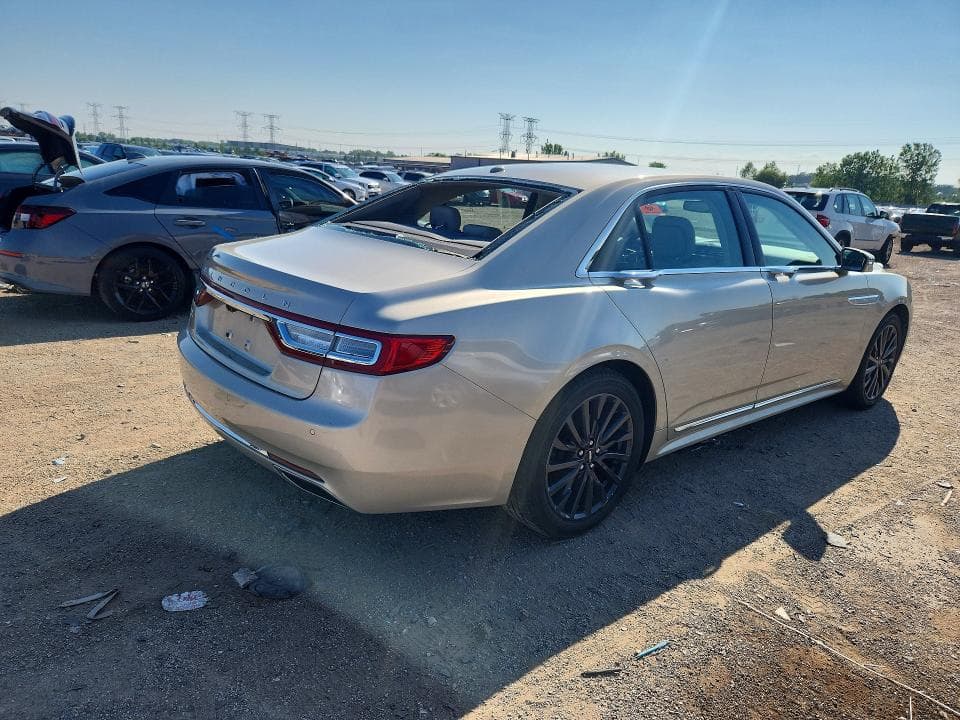 2017 LINCOLN CONTINENTAL SELECT 3