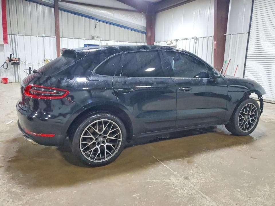 2018 PORSCHE MACAN 3