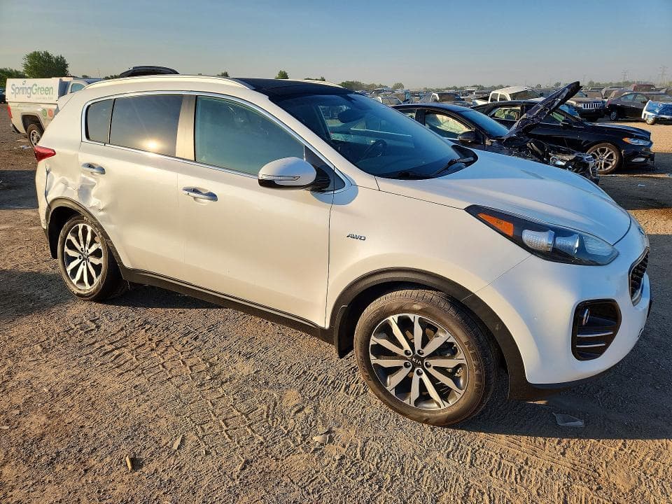 2017 KIA SPORTAGE EX 4
