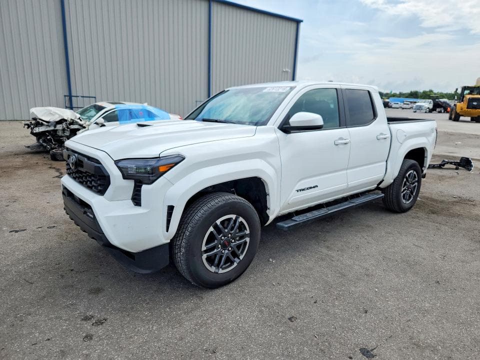 2025 TOYOTA TACOMA TRD SPORT