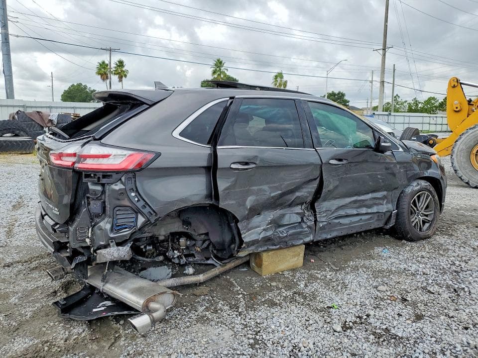 2019 FORD EDGE TITANIUM 3
