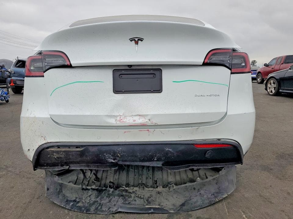 2022 TESLA MODEL Y 6