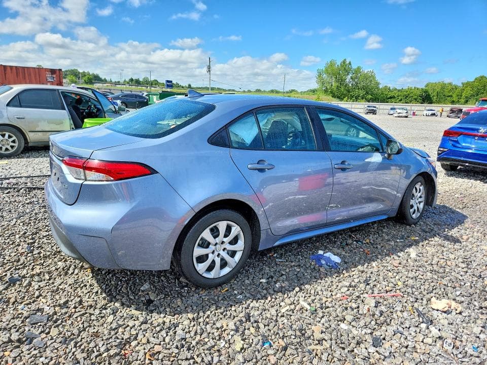 2023 TOYOTA COROLLA LE 3